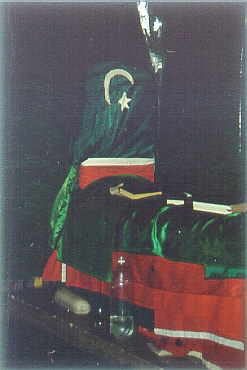 Rollstein bei einem Heiligengrab in ADANA, TRKEI